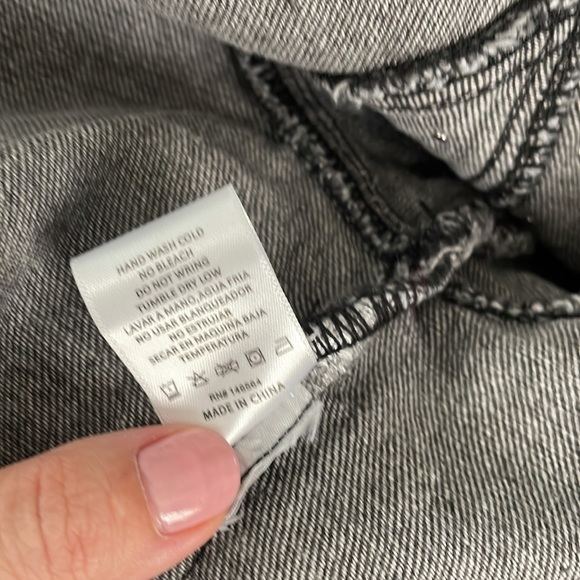 AZALEA WANG metal stud crop denim jacket AKIRA rare - Picture 12 of 12